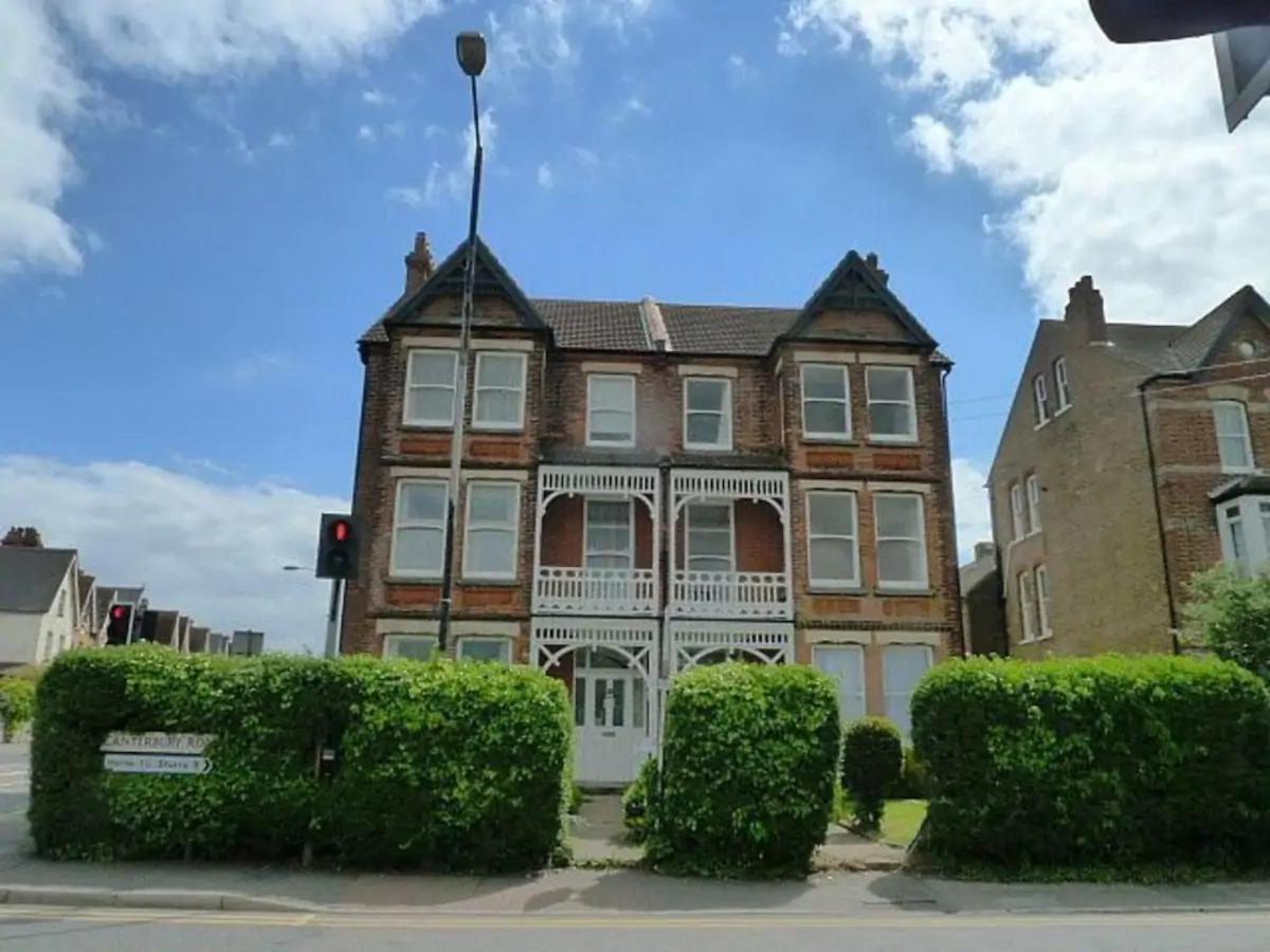 Top Floor Flat With Sea View Herne Bay Luaran gambar
